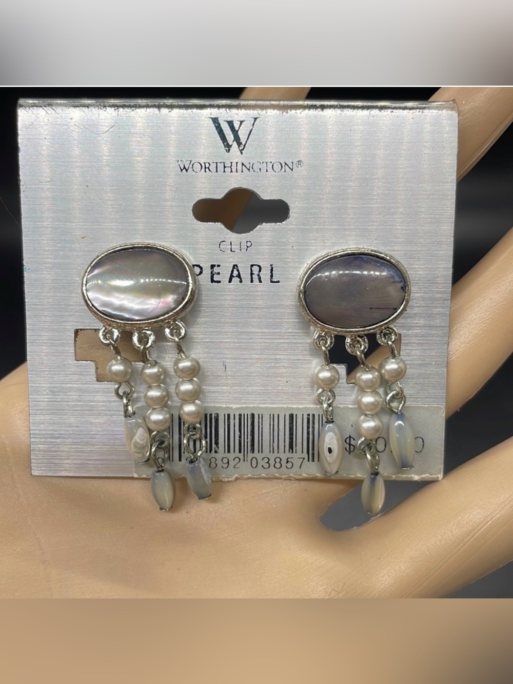 Vintage y2k Worthington Iridescent Pearl Shell Dangle Clip-On Earrings
